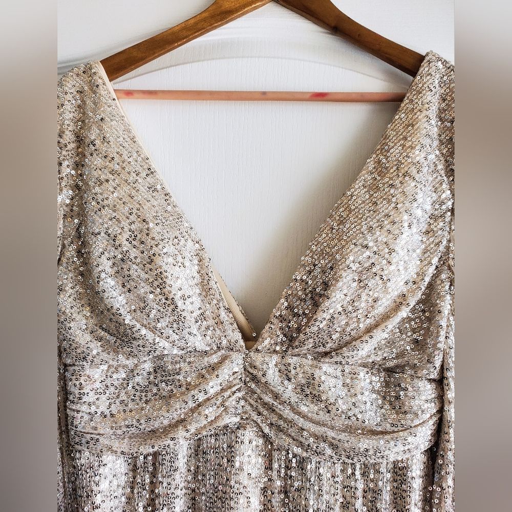 Plunging Neck V Back Sequin Gown - Picture 10 of 16